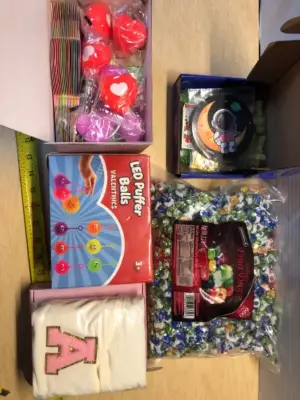 Valentines squeeze Balls, space valentines, valentines puffer balls, Fanny pack, bag of fruit drops exp: 04/2027