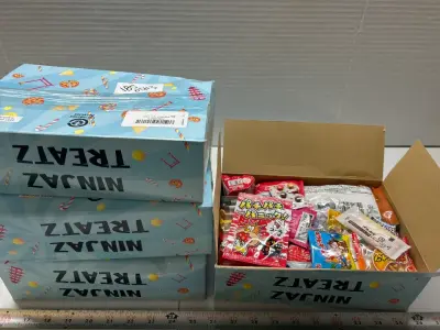 Japanese assortment of candy boxes (4)(09/4/26)