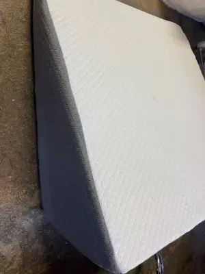 wedge pillow