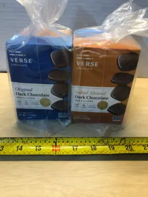 Verse chocolate 2 boxes dark chocolate 2 boxes salted almond exp:03/2026