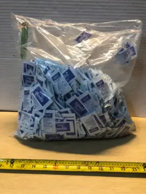 Bag of equal sweetener (opened)