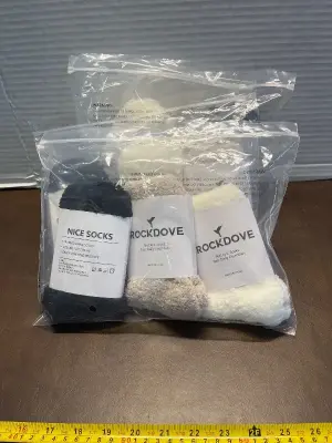 3ct ONE SIZE FITS ALL fuzzy socks