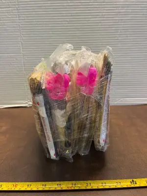 bundle of party/holiday decor