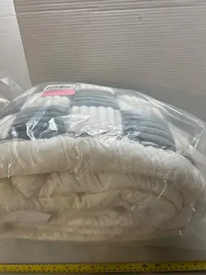 Long floor mat unknown size