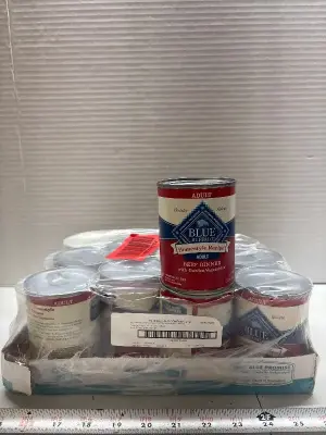 11ct 12.5oz Blue buffalo adult dog food exp: 08/28