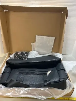 Black purse with keychain