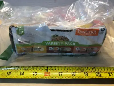 12 variety cat food (opened) exp:03/24/2028