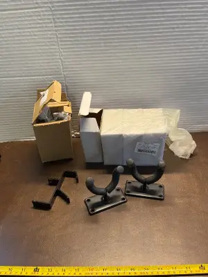 8pack skateboard wall mounts & 4pack christmas stocking holders