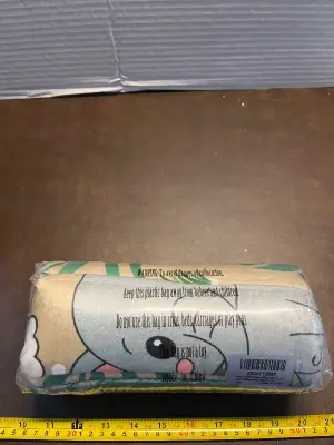 ultra soft baby blanket (unknown size)