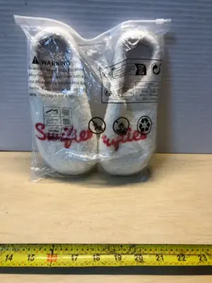 Swifties cozy house slippers woman’s (39) 7.5-8