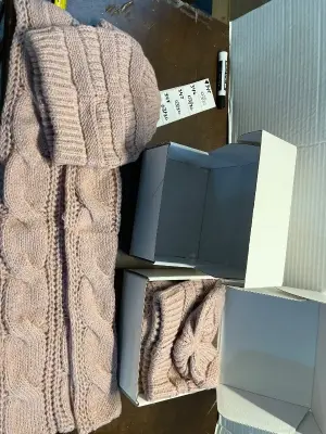 2ct women’s winter hat & scarf