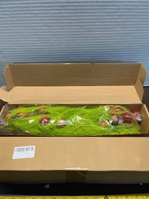 2ct Christmas tree topper ?