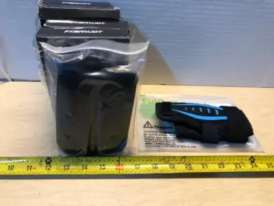 5 boxes of knee support, one thumb support