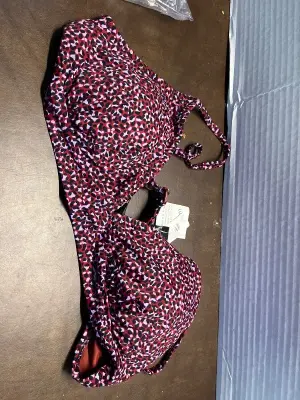 XXL women’s swim suit top