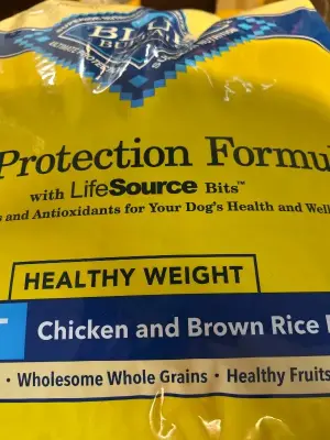 34 pound bag of blue, buffalo life protection, formula, chicken and brown rice recipe, dog food