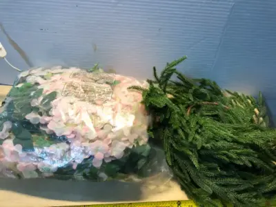 Bag artificial flowers, artificial wreath