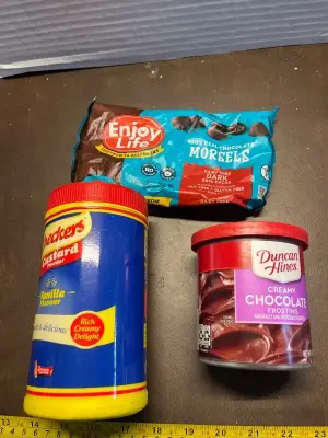 vanilla flavor, chocolate frosting, & dark chocolate chips(mostly in date )