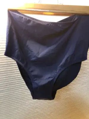 4 small size swim bottoms