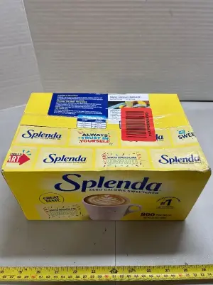 800 packets of Splenda