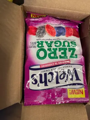 6ct box welch’s zero sugar fruity bites berry and cherries