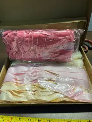 2ct Christmas ribbons