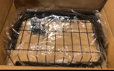 Bird cage basket with wheels