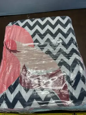 flamingo blanket (unknown size)