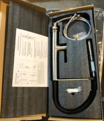 Pull down sprayer kitchen sink faucet