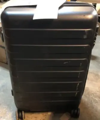 NinetyGo black luggage with lock