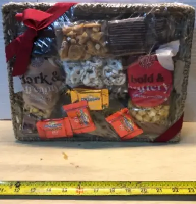 Snack basket unknown date