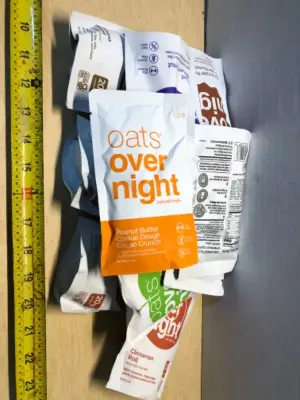 12 bags 2.4oz each bag assorted flavors over night oats exp:04/21/2026
