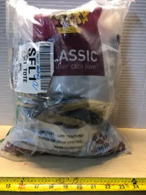 18lb classic kitty litter (opened)