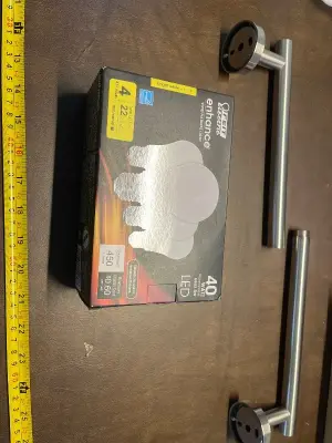 towel rod & 40watt light bulbs
