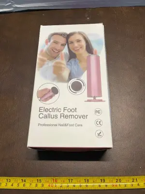 Electric foot callus remover