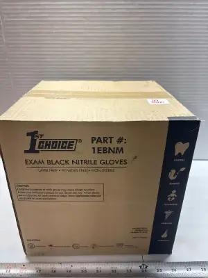 (10) 100ct Size M exam gloves