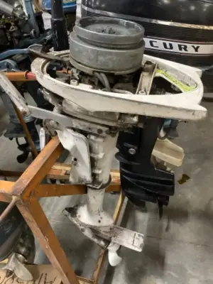 Johnson 3HP Outboard Motor (Possibly Locked Up)