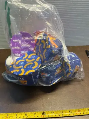 variety mac & cheese cups (mostly in date)