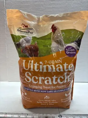 10lb ultimate scratch 7 grain poultry treats
