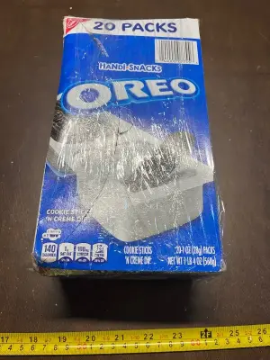 20pack of oreo dip snacks exp 04/26