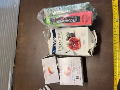 2ct body armor powder sticks, hydrate electrolyte mix, Celsius powder sticks