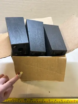 seven count of replacement couch legs