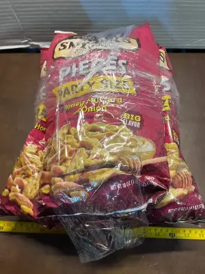 6ct honey mustard &  onion pretzel pieces exp 01/26
