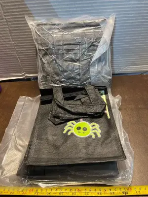 2ct Halloween goodie bags