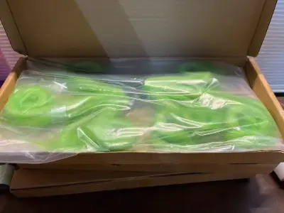 4ct 6pcs green furry stems