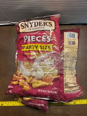4ct honey and mustard pretzel pieces exp01/26