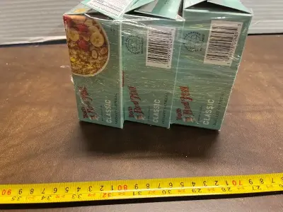 3ct bobs red mill oatmeal 08/26