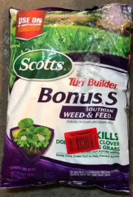 17.24lb Scott’s turf builder bonus s weed and feed (opened)