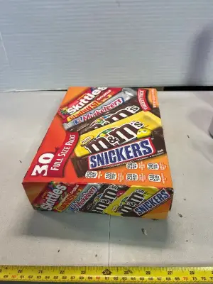 30 pack of full size candy bars