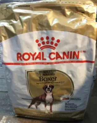 30lb royal canin adult boxer dog food exp:08/09/2026