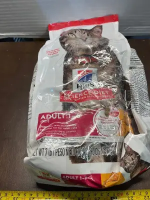 hills science diet cat food 7lb (opened)
